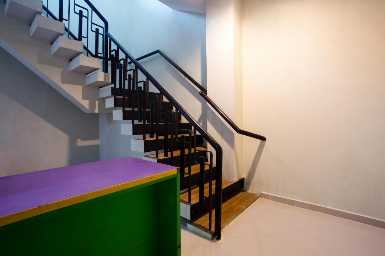 סמאראנג Safara Guesthouse Syariah מראה חיצוני תמונה