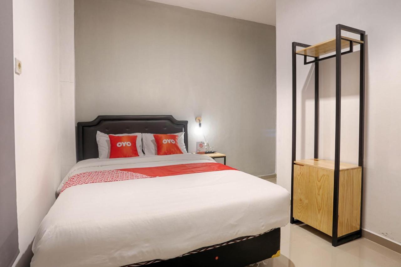 סמאראנג Safara Guesthouse Syariah מראה חיצוני תמונה